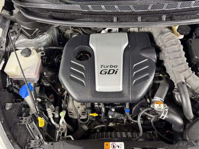 Used 2016 Kia Forte SX image 32