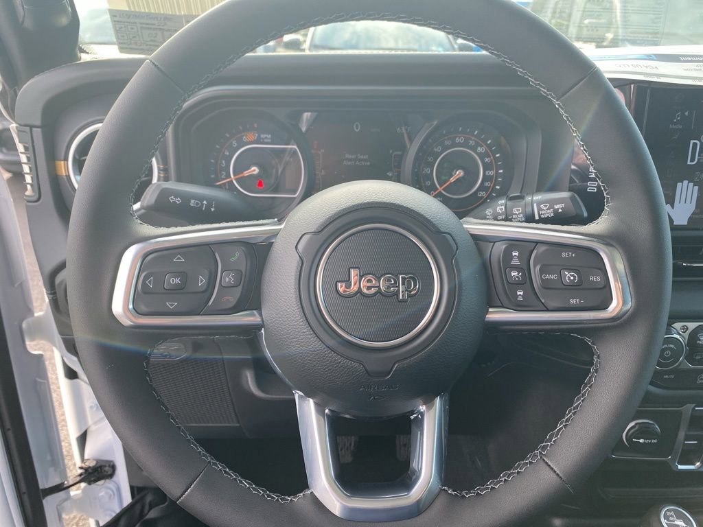 New 2026 Jeep Wrangler Sahara image 30