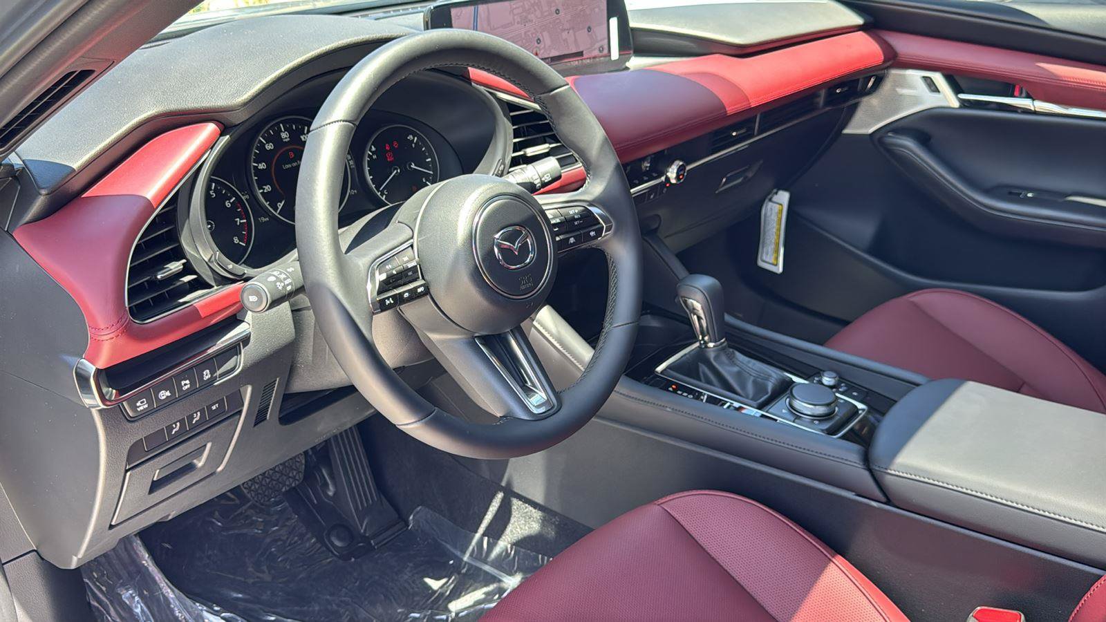 New 2026 MAZDA MAZDA3 Hatchback w/Premium Plus Pkg AWD/4WD image 19