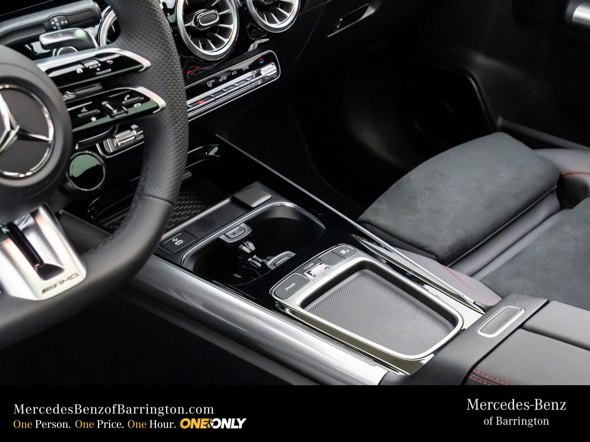 New 2026 Mercedes-Benz GLA 35 AMG 4MATIC image 13