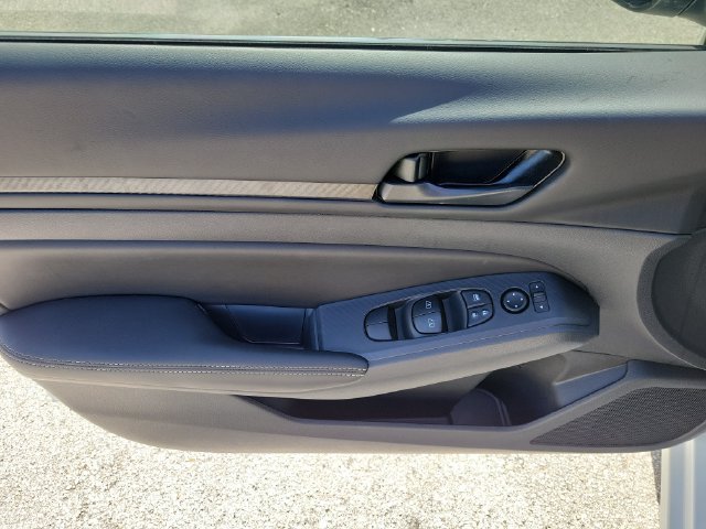 New 2026 Nissan Altima 2.5 SV w/ SV Special Edition Package FWD image 16