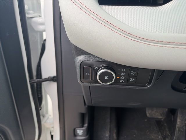 New 2026 Ford Explorer Active w/ Active Comfort Package image 19