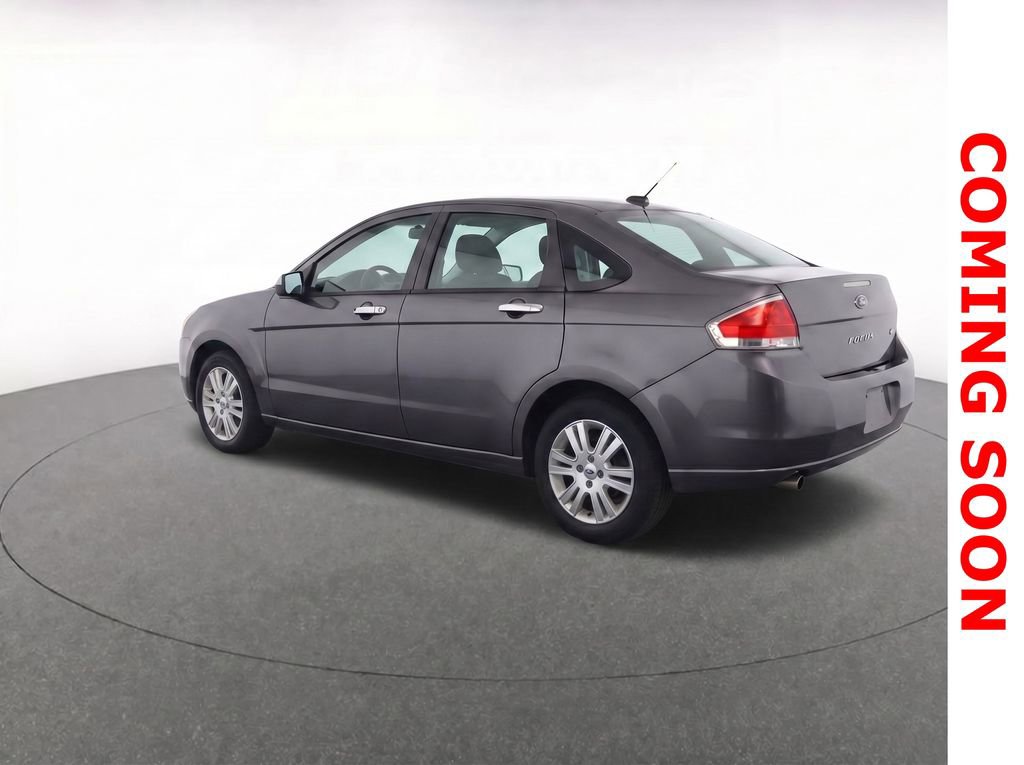 Used 2010 Ford Focus SEL image 4