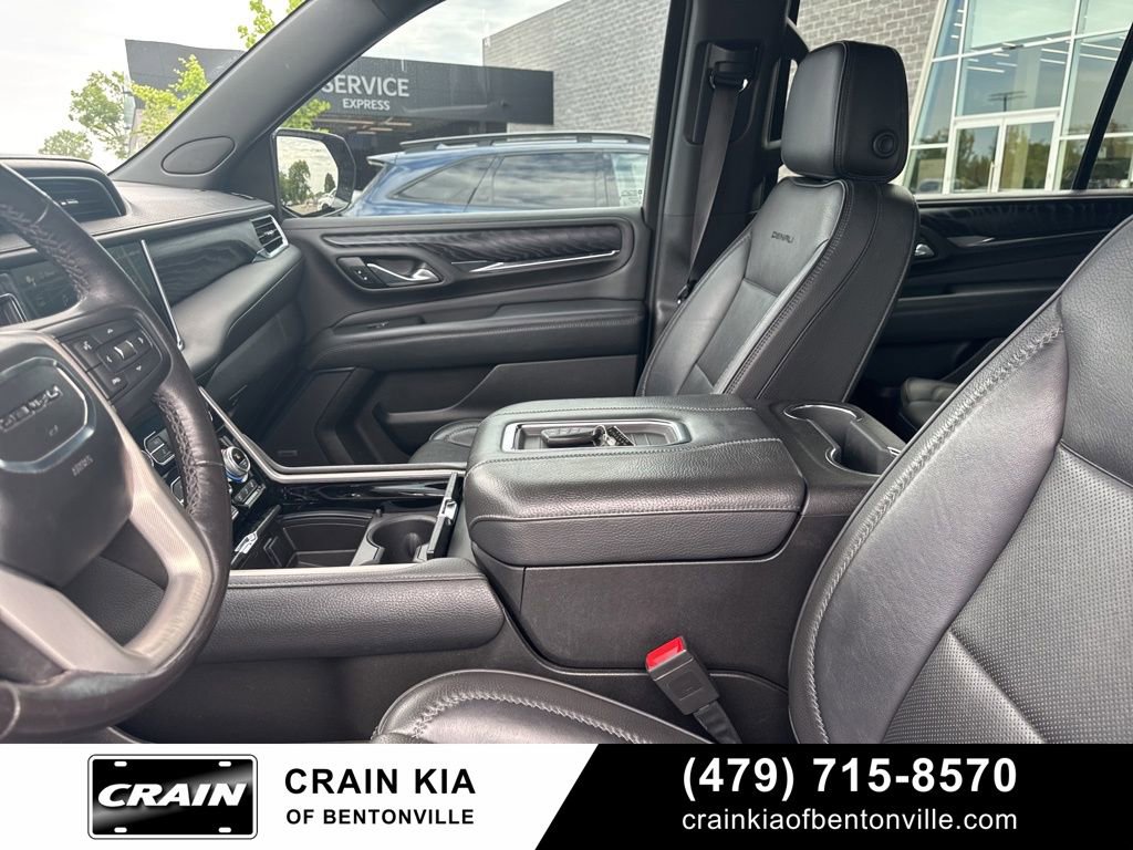 Used 2022 GMC Yukon XL Denali w/ Max Trailering Package AWD/4WD image 22