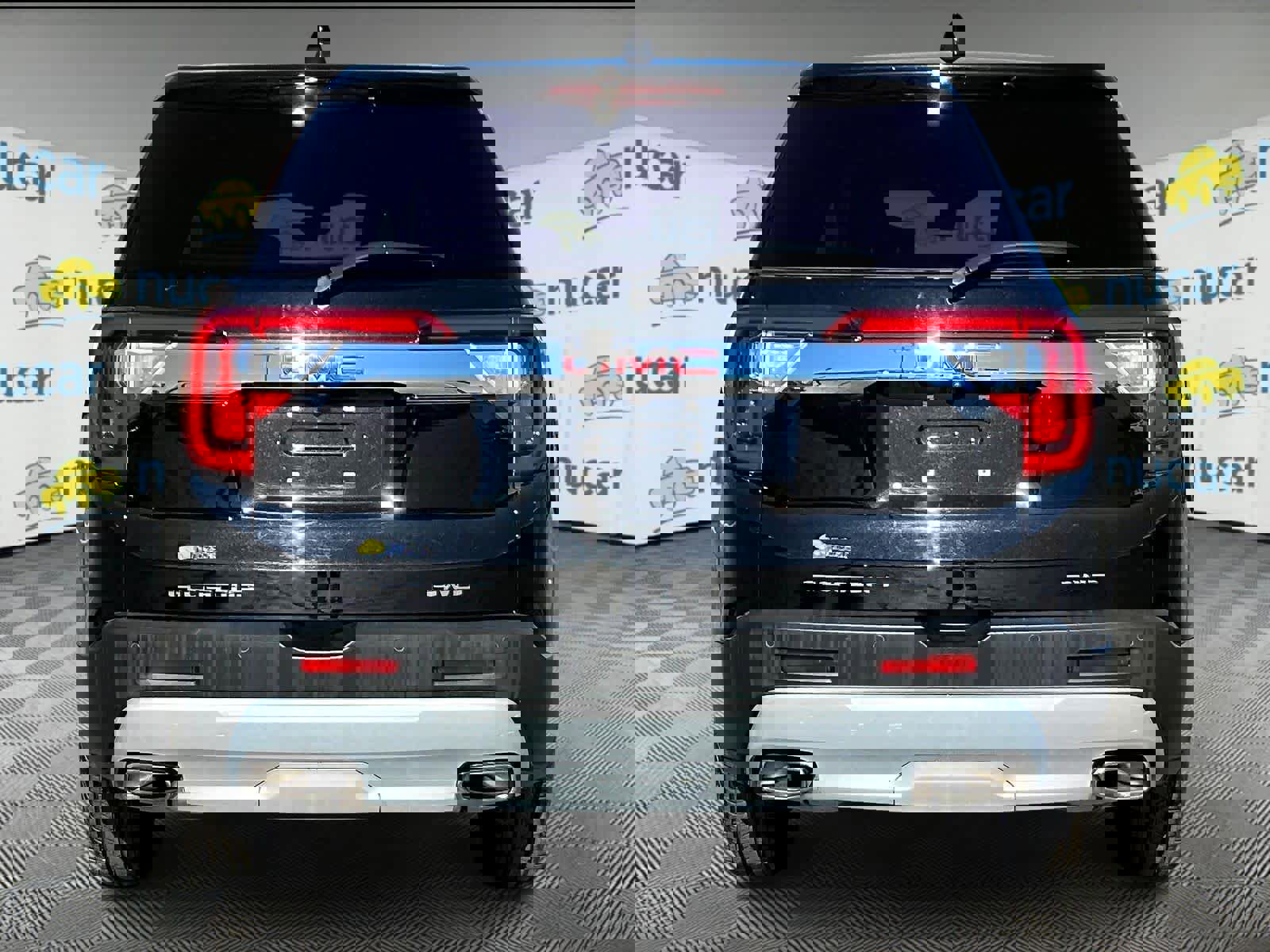 Used 2022 GMC Acadia SLE image 5