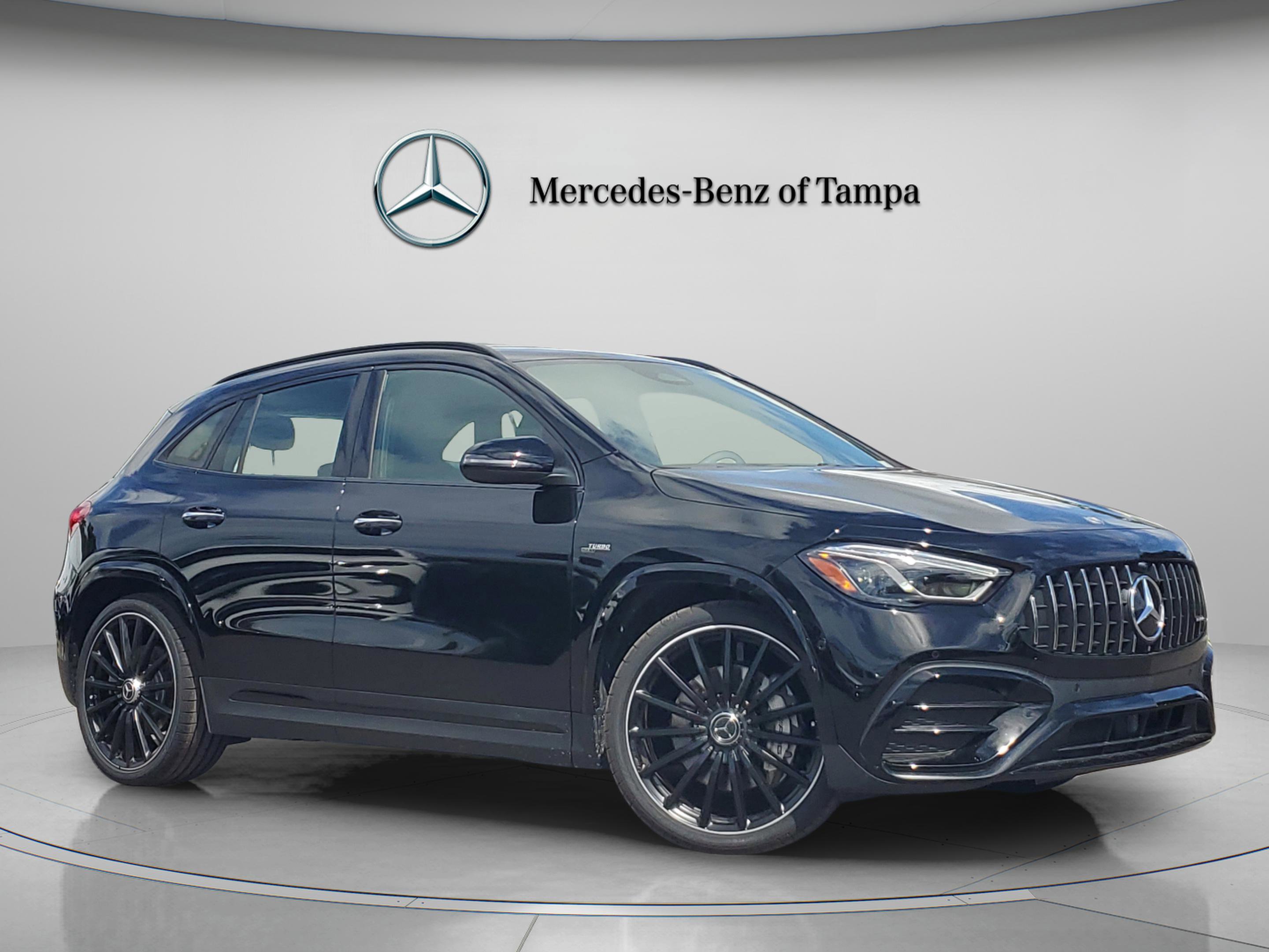 Certified 2025 Mercedes-Benz GLA 35 AMG 4MATIC image 4