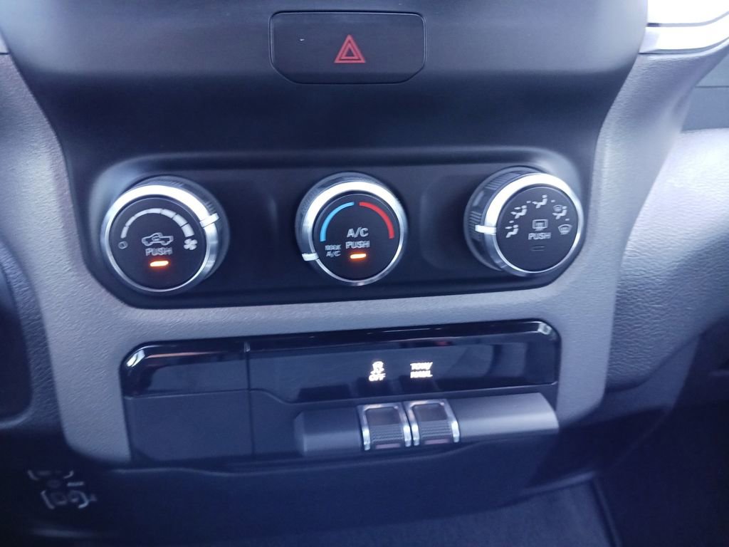 Used 2023 RAM 1500 Big Horn image 23