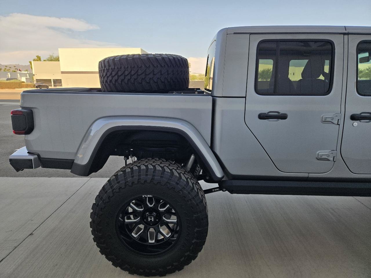 Used 2021 Jeep Gladiator Mojave AWD/4WD image 24