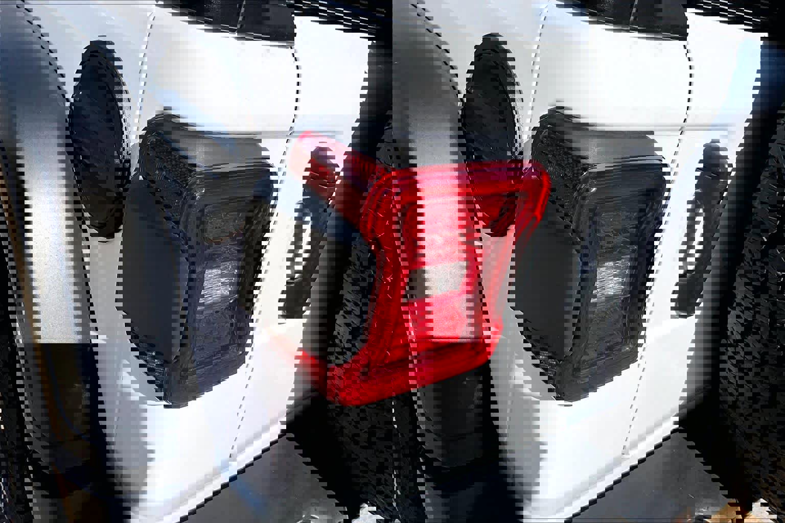 Used 2024 Jeep Wrangler Unlimited Rubicon image 26