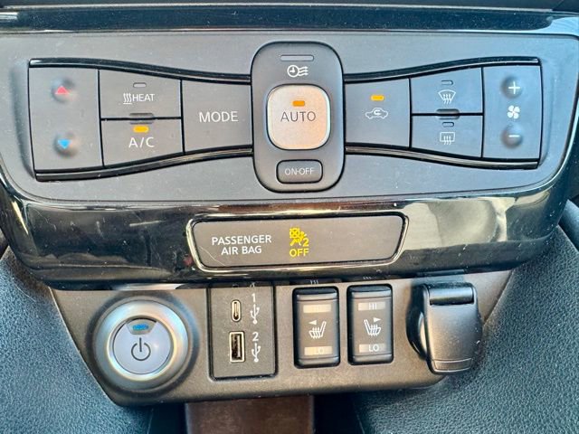 Used 2020 Nissan Leaf SV w/ SV All Weather Package FWD image 13