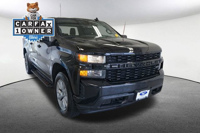 Used 2022 Chevrolet Silverado 1500 Custom w/ LPO, Dark Essentials Package AWD/4WD image 17