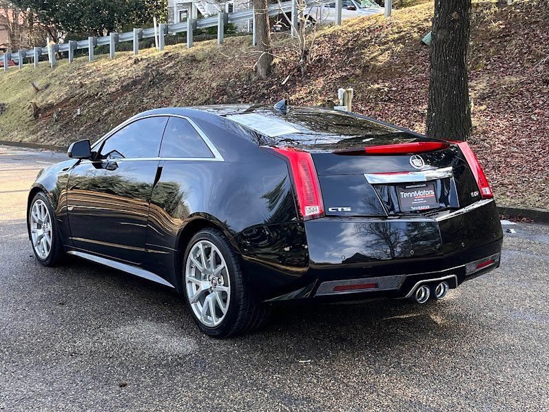 Used 2011 Cadillac CTS V RWD image 24