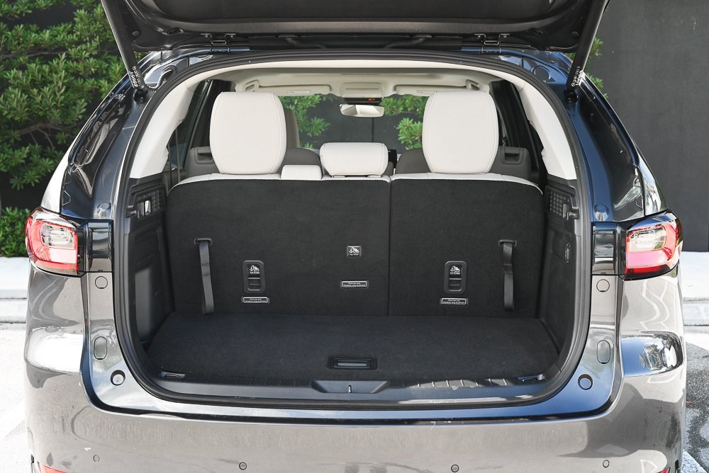 Certified 2025 MAZDA CX-90 3.3 Turbo w/ Preferred Package image 11