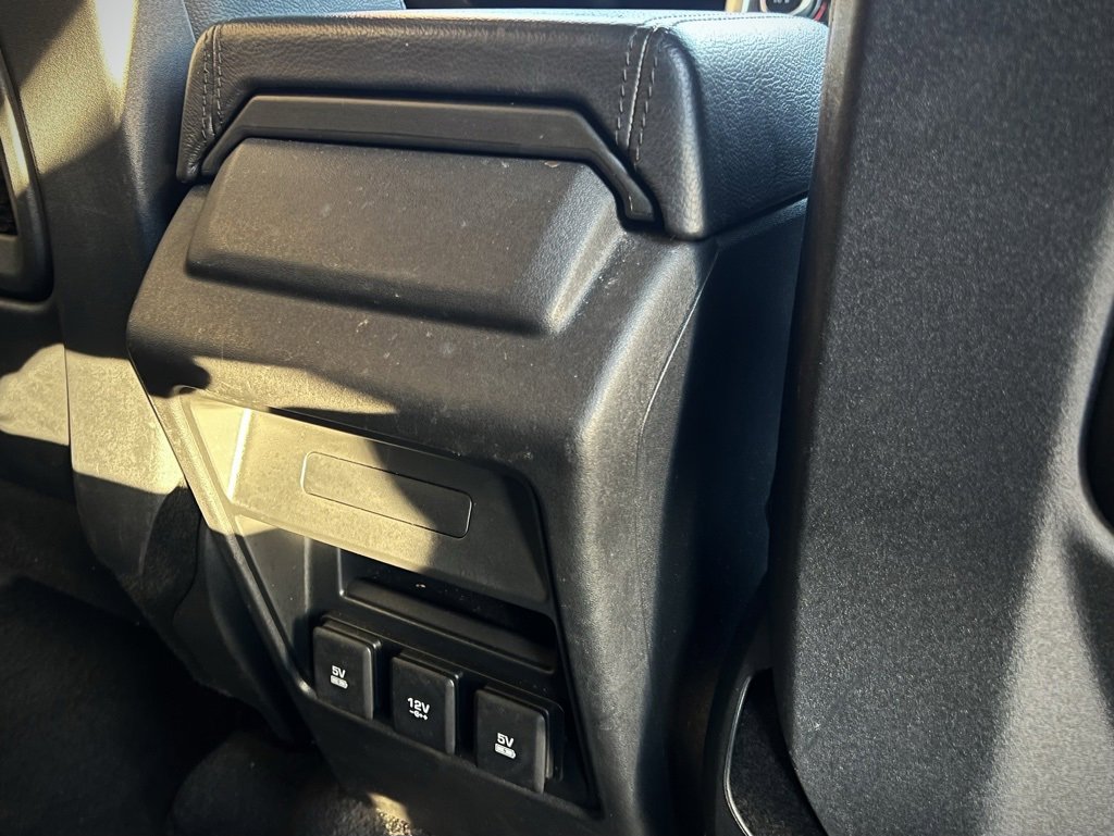 Used 2019 Land Rover Discovery Sport SE image 26