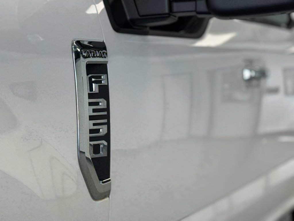 Used 2019 Ford F250 Lariat w/ Chrome Package image 12
