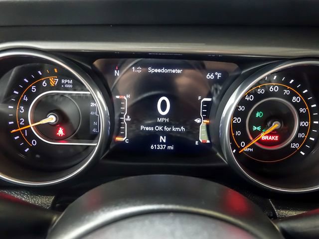 Used 2018 Jeep Wrangler Unlimited Sahara w/ LED Lighting Group AWD/4WD image 19