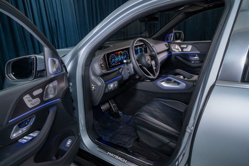New 2026 Mercedes-Benz Maybach GLS 600 4MATIC image 9