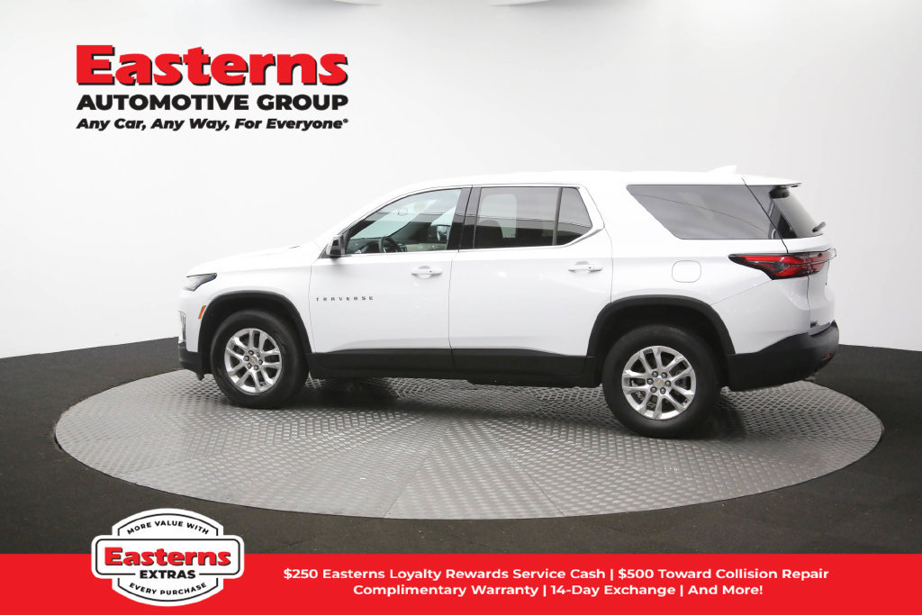 Used 2023 Chevrolet Traverse LS FWD image 60
