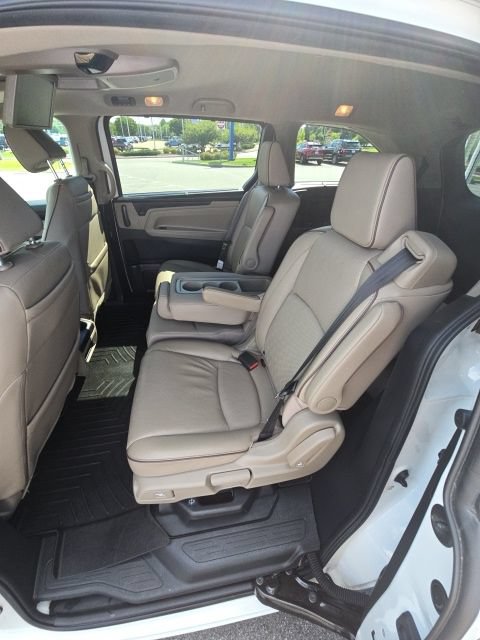 Used 2024 Honda Odyssey Elite image 16