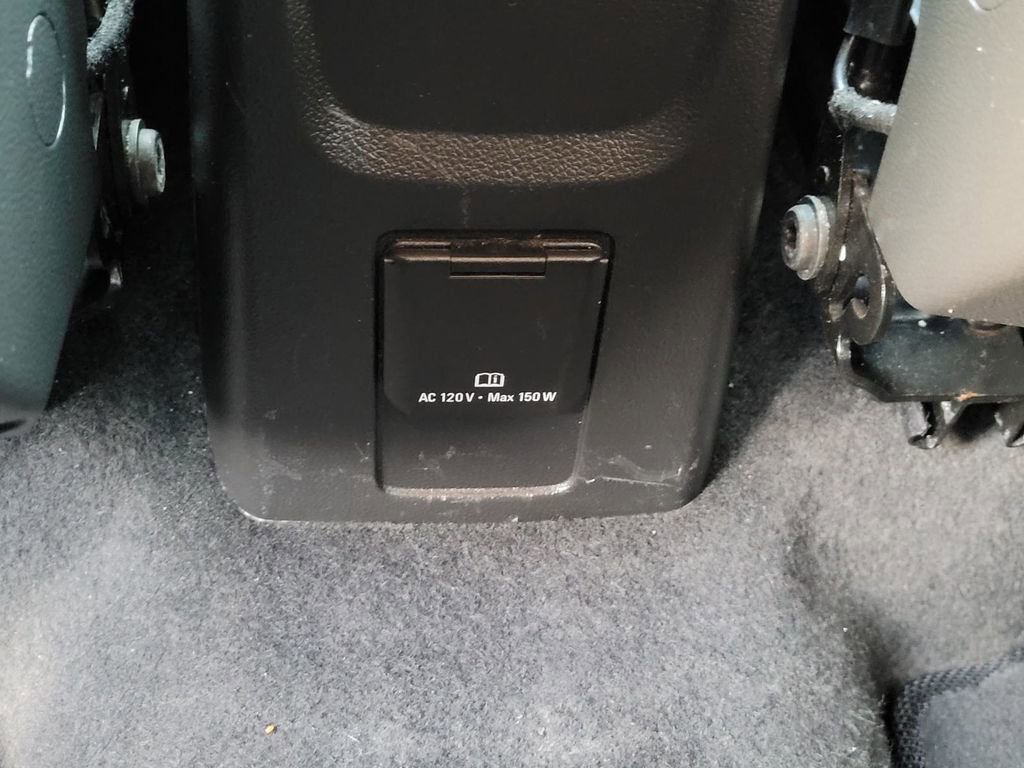 Used 2018 Buick Encore Essence image 19