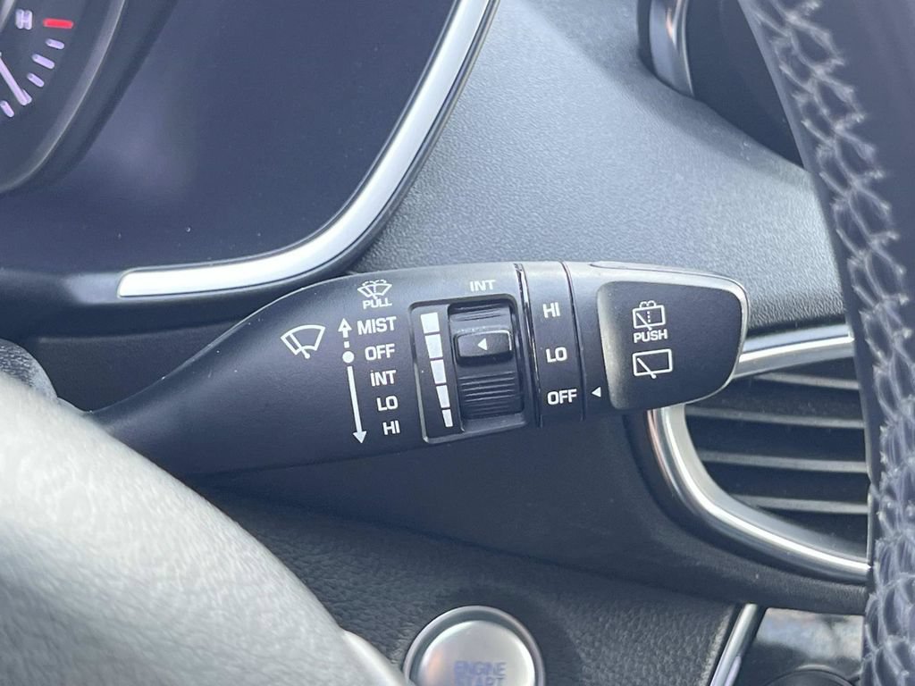 Used 2020 Hyundai Santa Fe SEL w/ Convenience + Premium Package FWD image 31