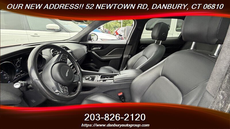 Used 2019 Jaguar F-PACE Premium AWD/4WD image 13