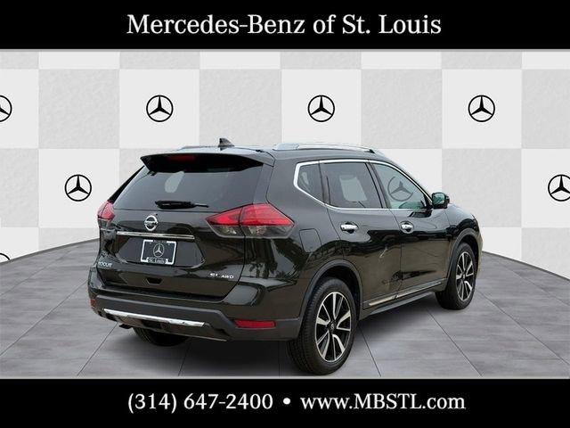 Used 2017 Nissan Rogue SL w/ SL Premium Package AWD/4WD image 3