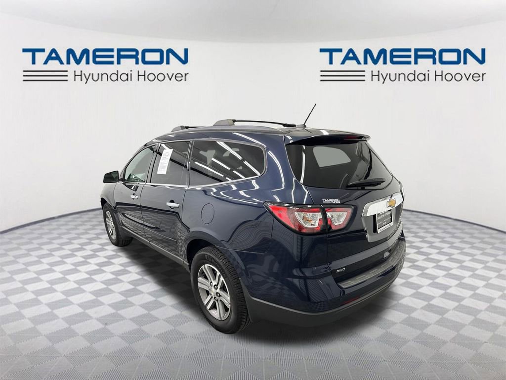 Used 2015 Chevrolet Traverse LT image 3