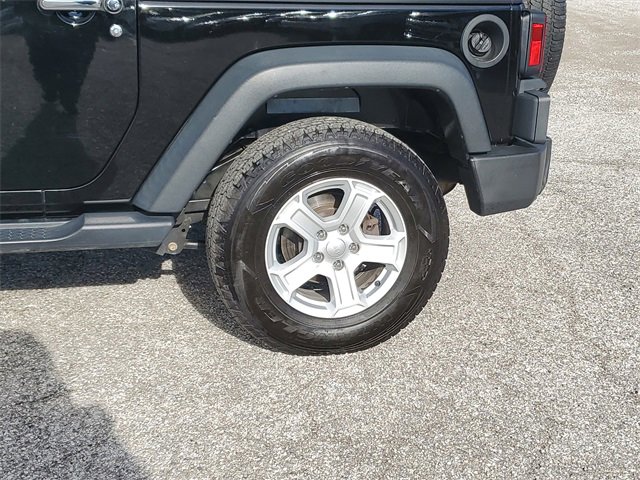 Used 2018 Jeep Wrangler Sport image 8
