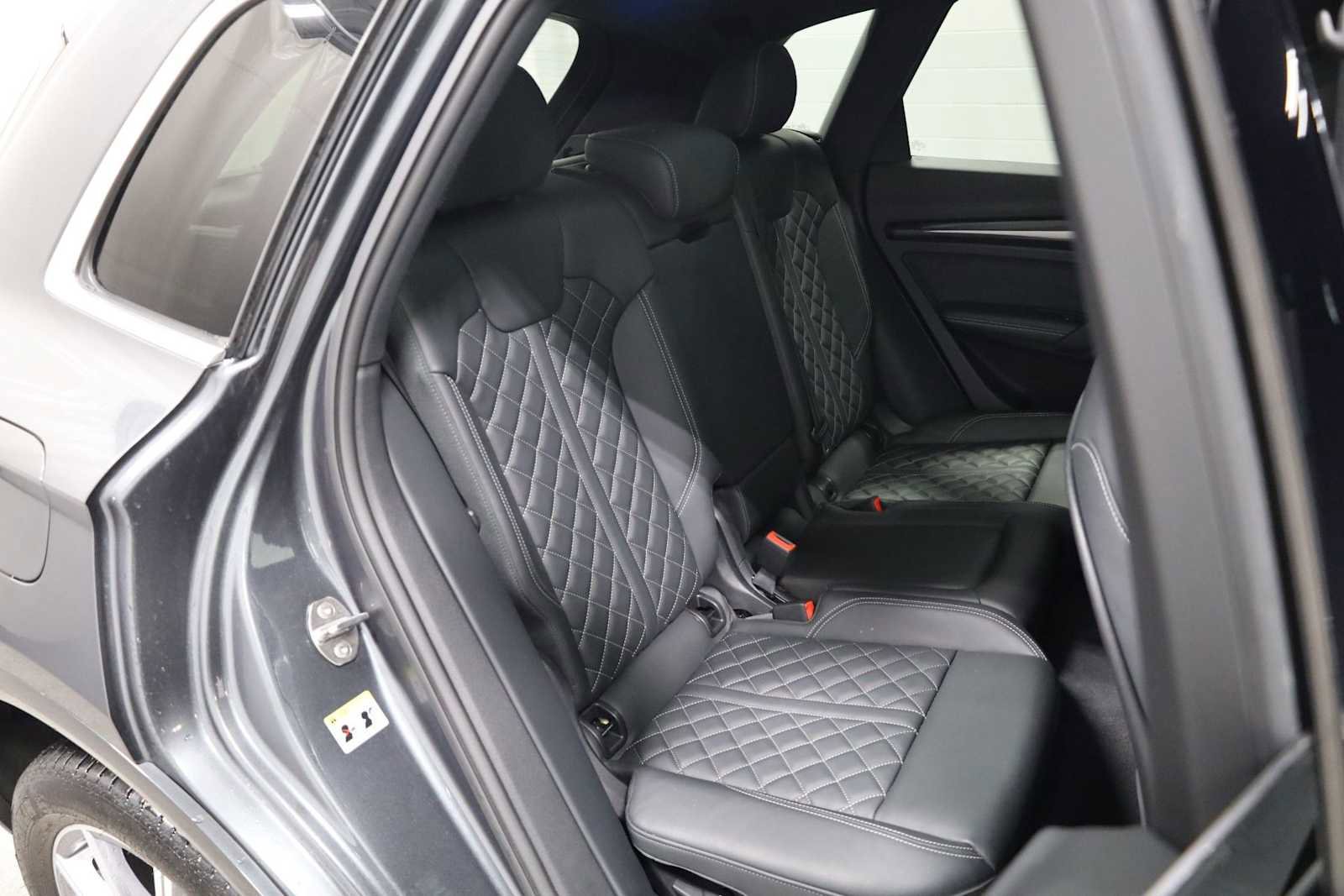 Used 2023 Audi SQ5 Premium Plus w/ Premium Plus Package image 35
