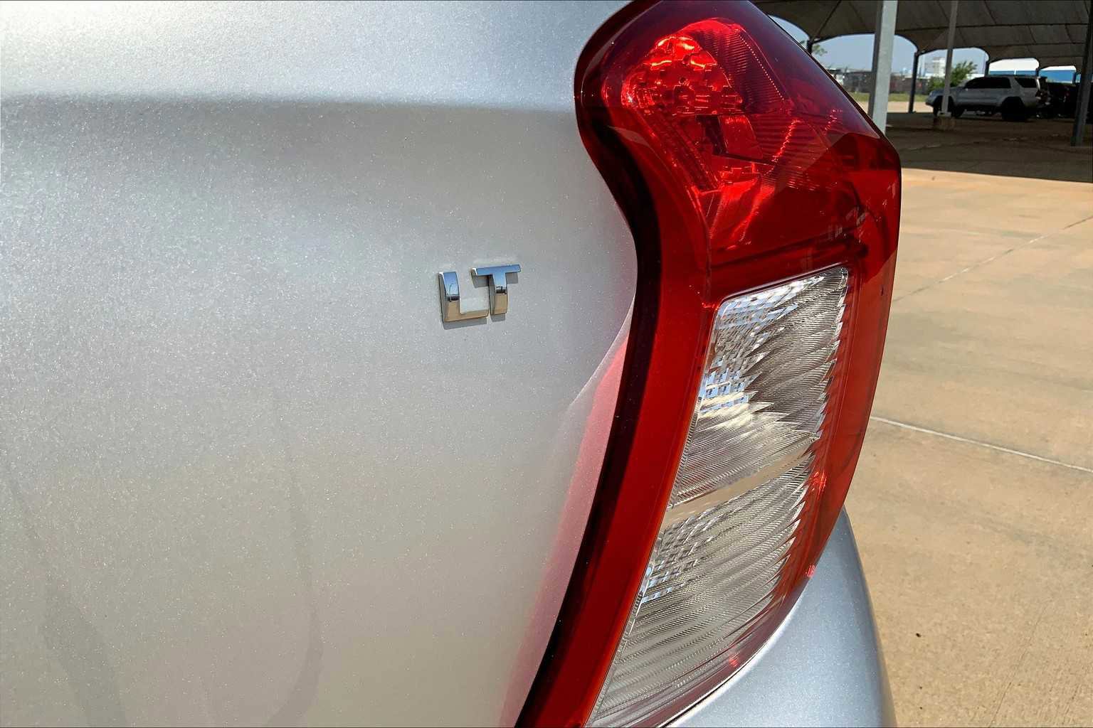 Used 2019 Chevrolet Spark LT FWD image 9