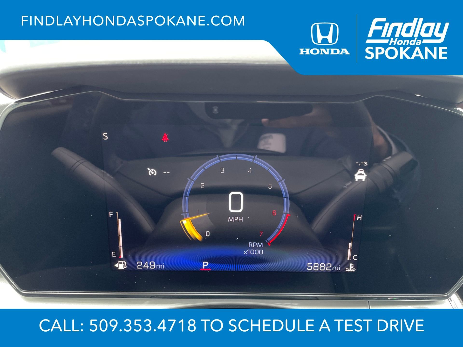 Used 2025 Chevrolet Trax LT w/ LT Convenience Package image 16