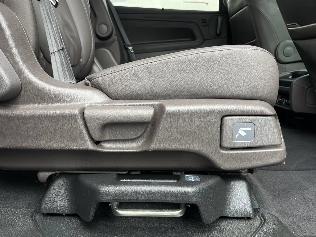 Certified 2019 Honda Odyssey Elite image 34