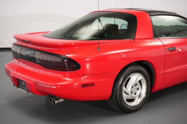 Used 1994 Pontiac Firebird Formula RWD image 24