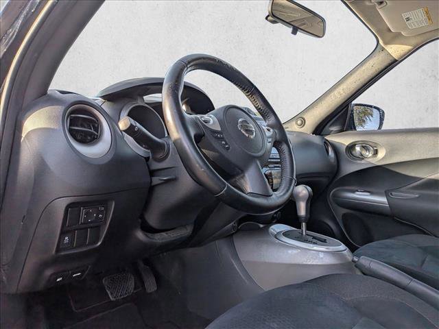 Used 2016 Nissan Juke SV image 9