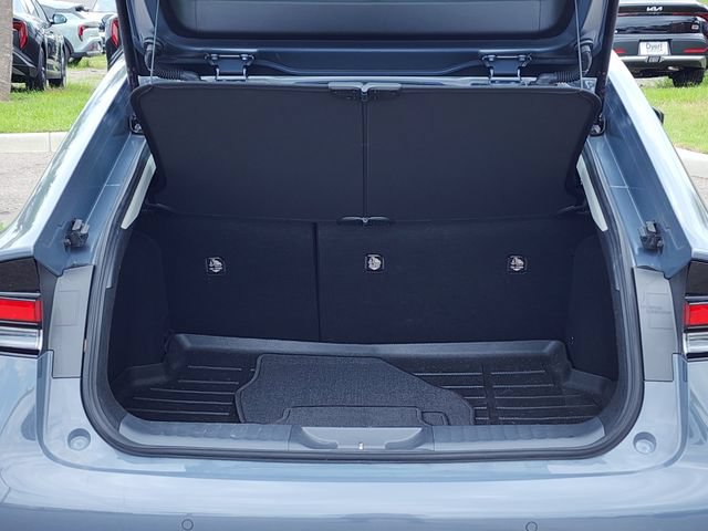 Used 2025 Toyota Prius LE FWD image 15