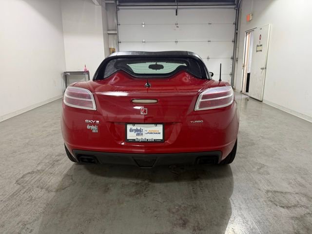 Used 2007 Saturn Sky Red Line image 5