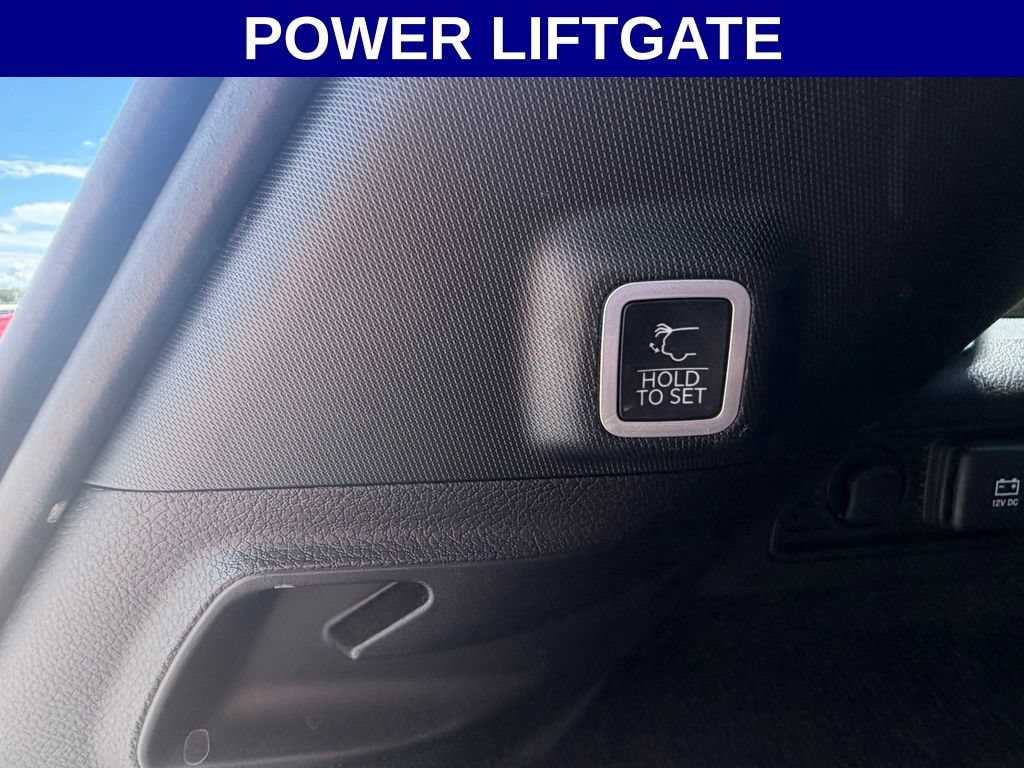 Used 2024 Jeep Grand Cherokee Trailhawk AWD/4WD image 16