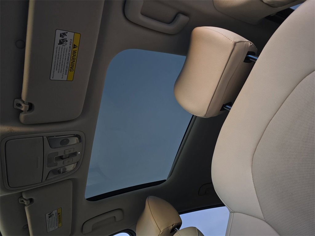 Used 2018 Kia Stinger Premium image 29