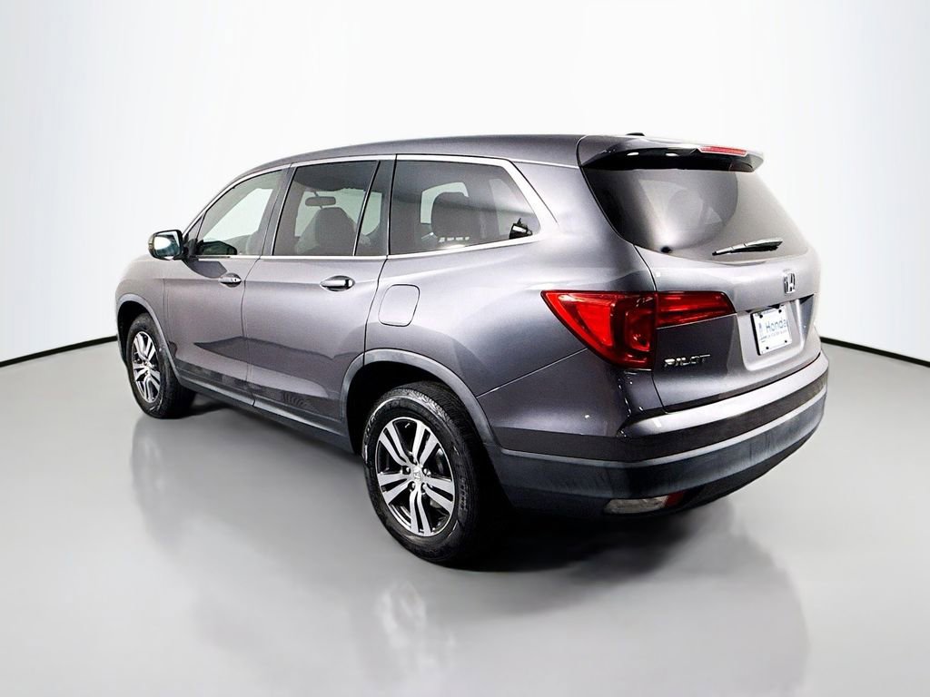 Used 2017 Honda Pilot EX image 5