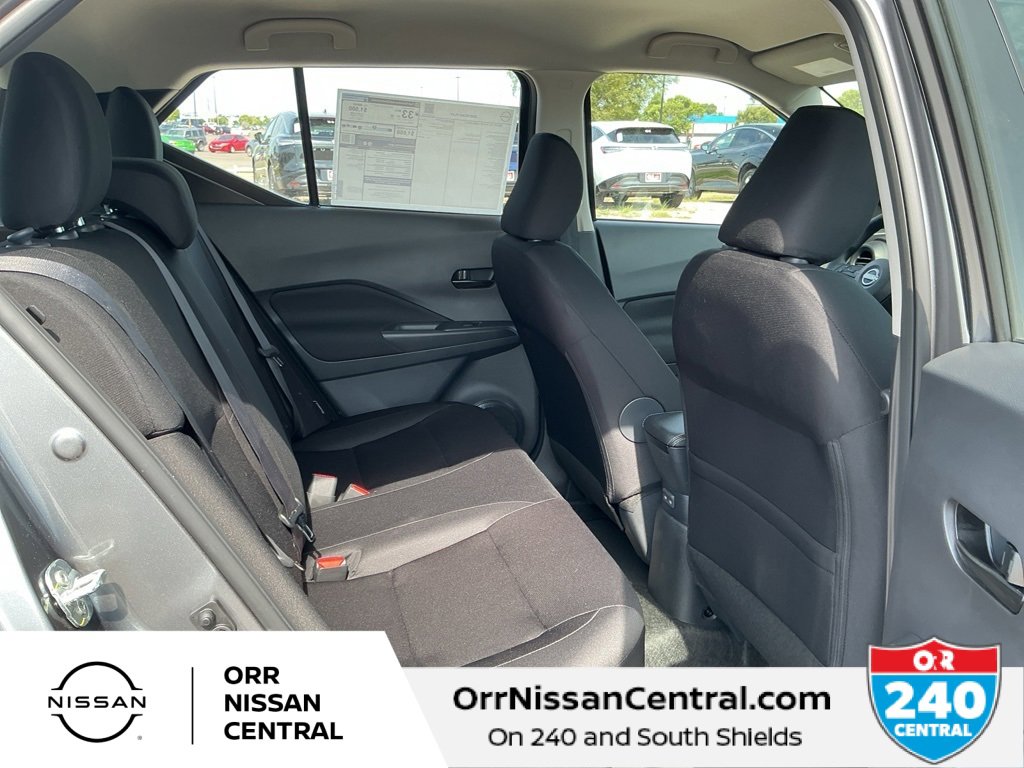 New 2025 Nissan Kicks Play S image 12