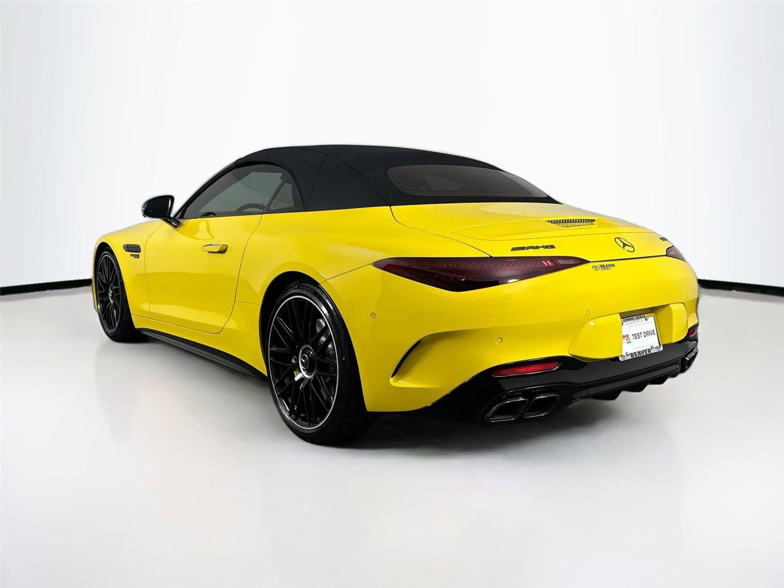 Used 2022 Mercedes-Benz SL 55 AMG 4MATIC image 2