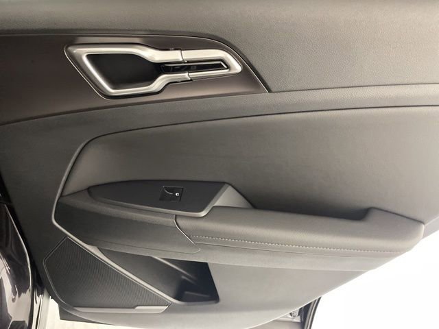 New 2026 Kia Sportage EX image 41