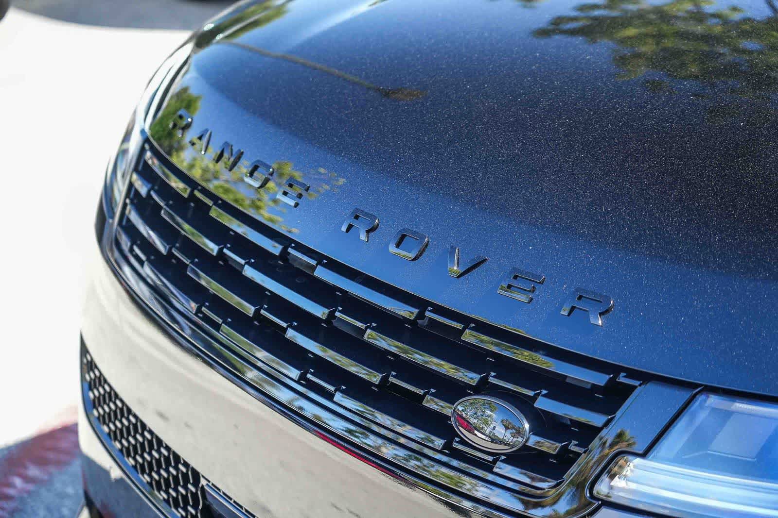 New 2026 Land Rover Range Rover Sport SV AWD/4WD image 11