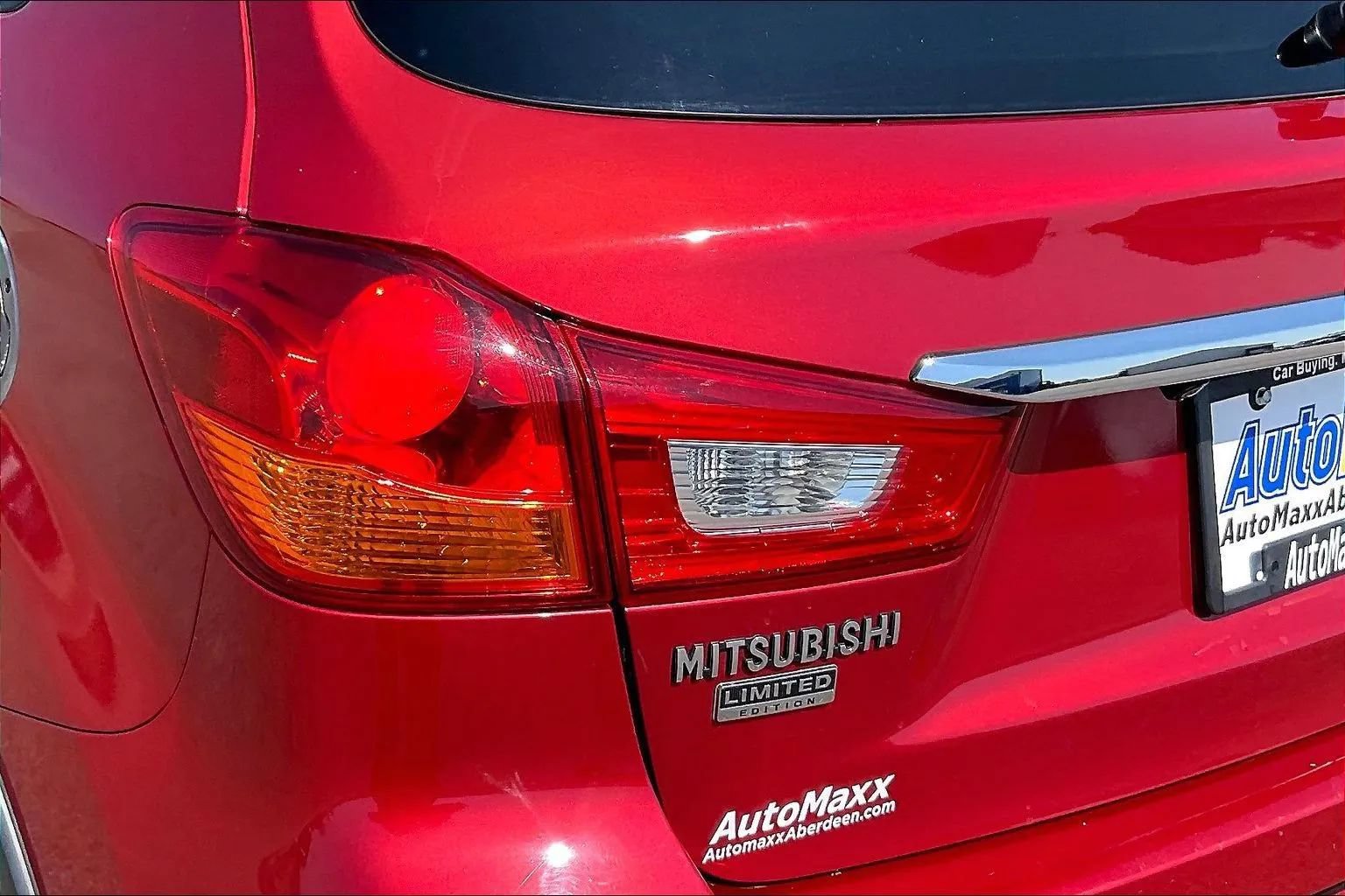 Used 2019 Mitsubishi Outlander Sport ES FWD image 26