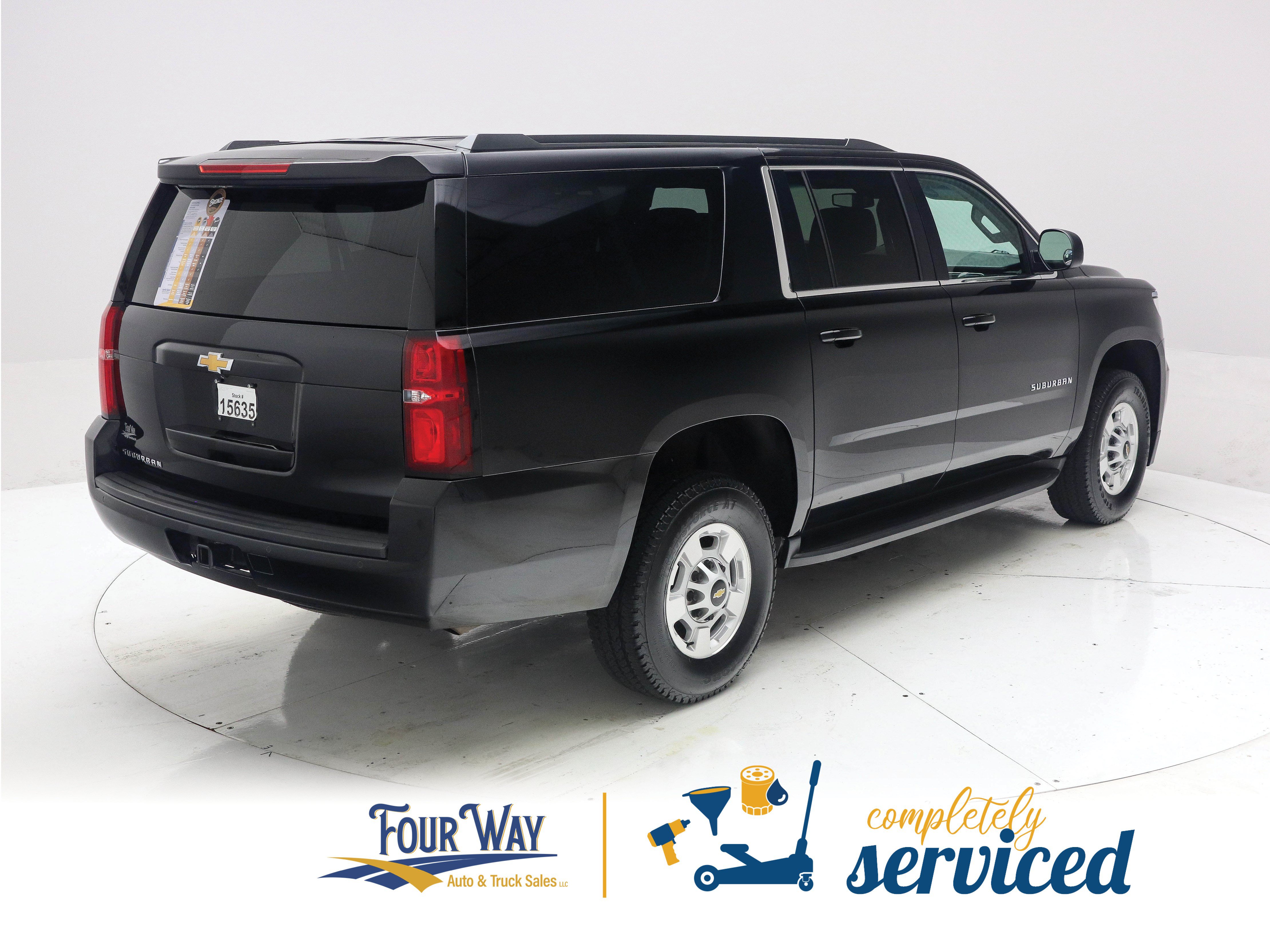 Used 2017 Chevrolet Suburban 3500 LS w/ Driver Alert Package AWD/4WD image 4