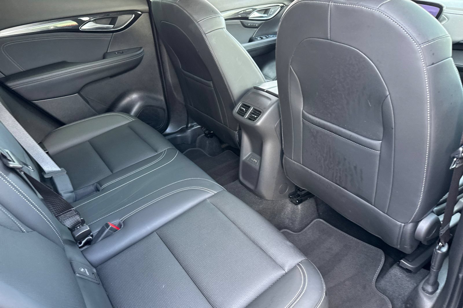Used 2024 Buick Envision Preferred AWD/4WD image 16