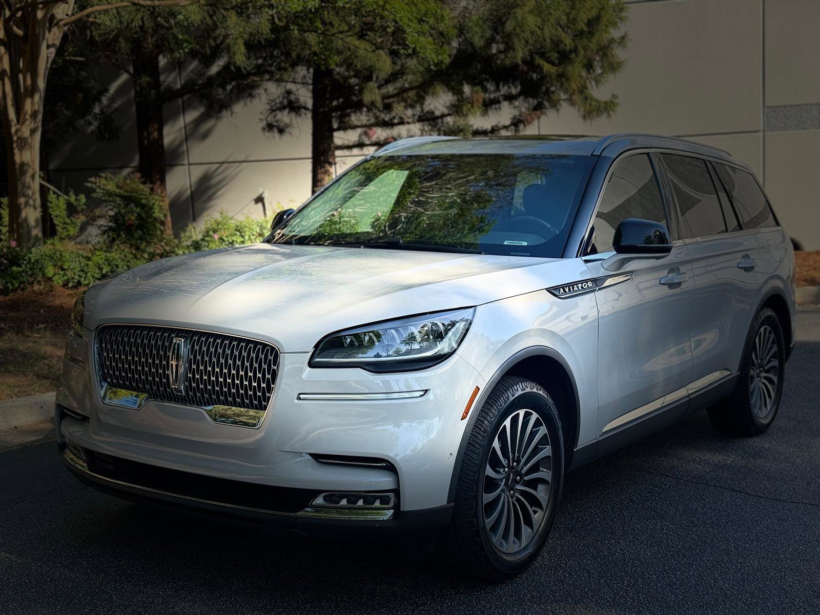 Used 2021 Lincoln Aviator Reserve w/ Equipment Group 201A AWD/4WD image 1