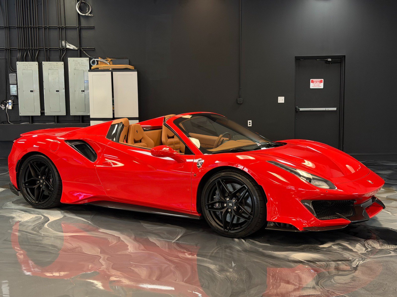 Used 2020 Ferrari 488 Pista Spider RWD image 1