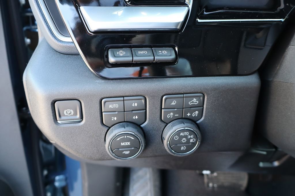 New 2026 Chevrolet Silverado 3500 High Country w/ Technology Package image 17